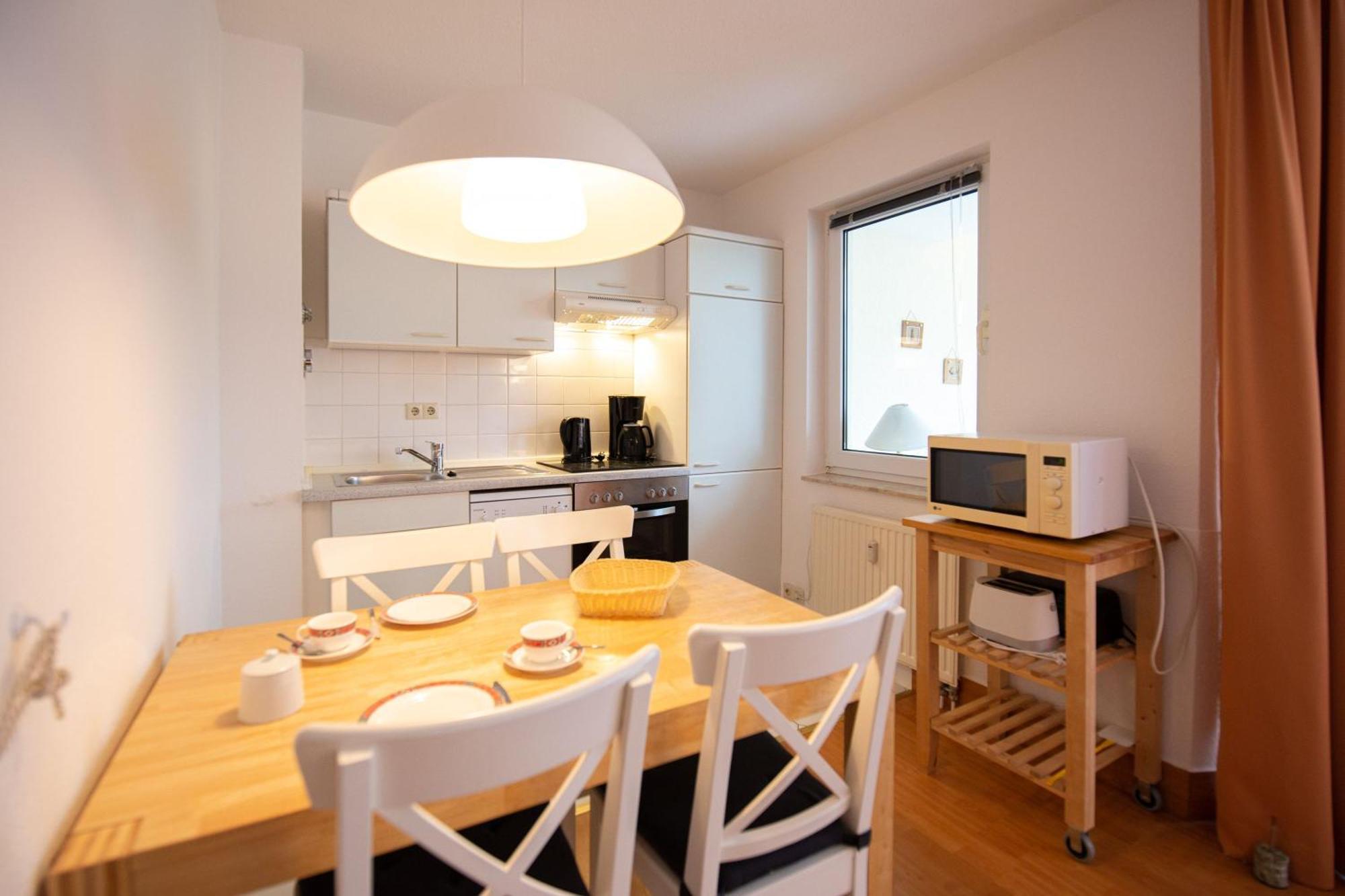 Ferienwohnung Sanddorn - Strandhaus Lobbe Esterno foto